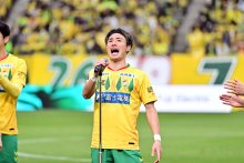 大改革と功労者復帰　米倉、先輩の思い背負う　ジェフ千葉　【Ｊ１復帰の軌跡　果てなき空へ　第３回　「降格宿命」】
