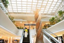 【写真多数あり】空港に和の新滞在エリア　足湯など展望デッキ刷新も　成田空港、９日オープン