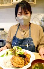 特産レンコン存分に　給食の長南丼をアレンジ　ちょうなんプレート（長南町）　【房総グルメ探訪】（１）