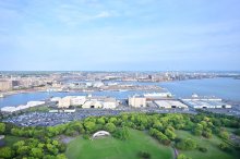 日本最大・千葉港の象徴　県都から一望、夜景も人気　４０周年記念でリニューアル　千葉ポートタワー　【房総パノラマ図鑑】（４）