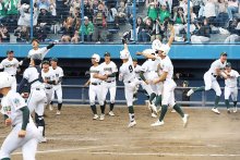専大松戸、劇的サヨナラ　第７９回春季千葉県高校野球