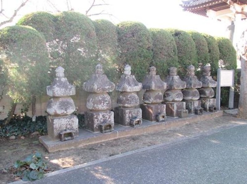 来迎寺の五輪塔
