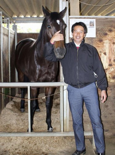 引退競走馬に幸せな余生を　殺処分に一石、新たな活躍の場も　八街の馬事学院が専用牧場
