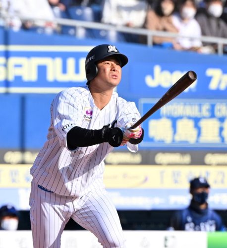 二木６回途中１失点　粘投も制球に課題　藤岡１号ソロ　千葉ロッテ