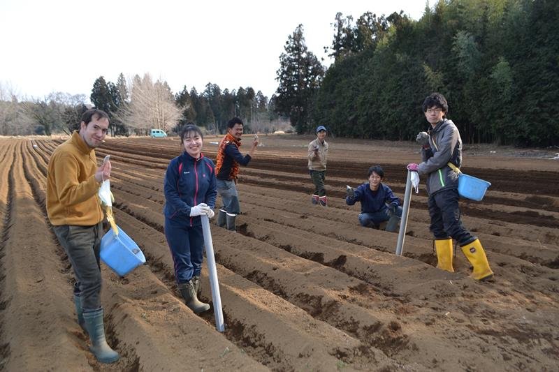 農業手伝い旅満喫　「おてつたび」事業人気上昇　若者の就労促進に期待も　コロナ下、日帰りで都内→千葉市