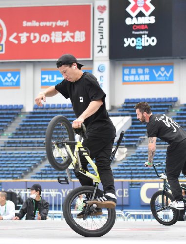 前日練習に参加したＢＭＸフラットランドの佐々木元＝ＺＯＺＯマリン
