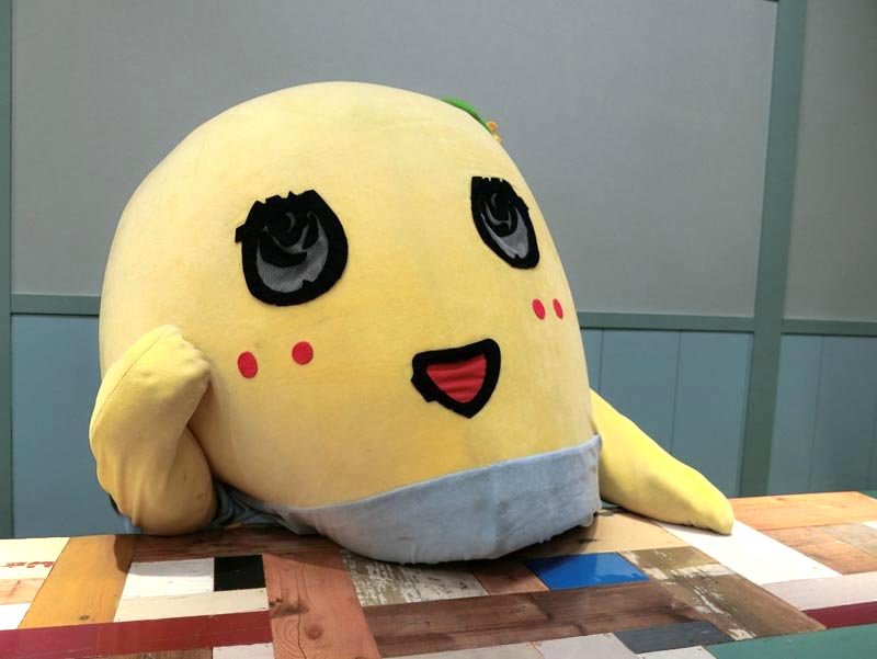 インタビューに答えるふなっしー