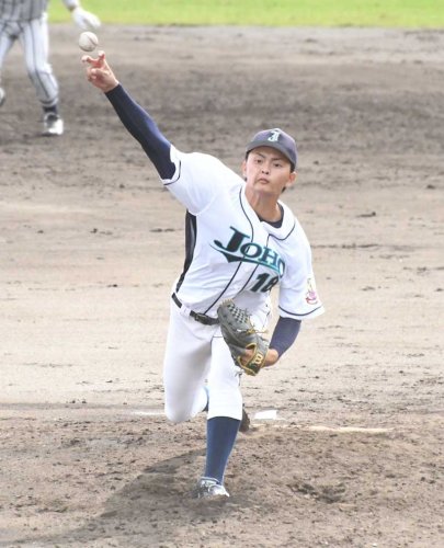 武道大─情報大　先発し１失点完投の情報大・佐伯＝長生の森