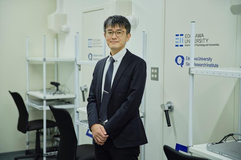 明るい照明が睡眠阻害　研究成果の解説本を刊行　流山市の江戸川大学