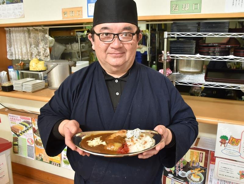 「海自カレー」で地域を元気に！　館山市内５店で提供“ご当地グルメ”　地元食材にこだわり開発