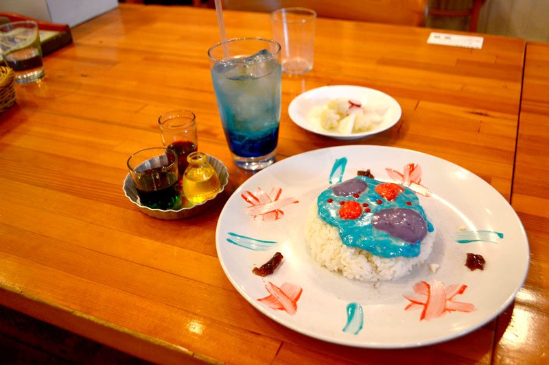 五感でアートの世界へ　作家とコラボ、限定メニューも　八千代のカフェ７店