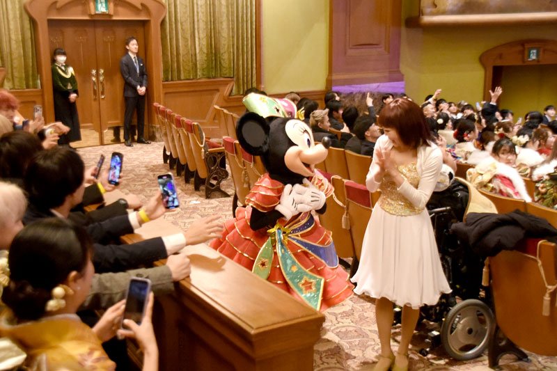 コロナ明け希望胸に　東京ディズニーシーで二十歳の集い　【舞浜タイムズ１月号】