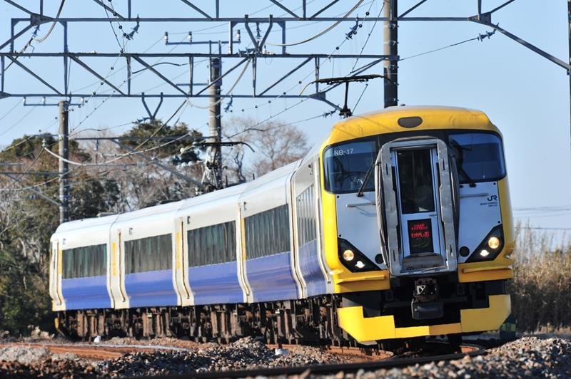 特急料金、ポスター波紋　券売機ない駅で乗ると割高？　ＪＲ見解は　【ちば特　千葉日報特報部】
