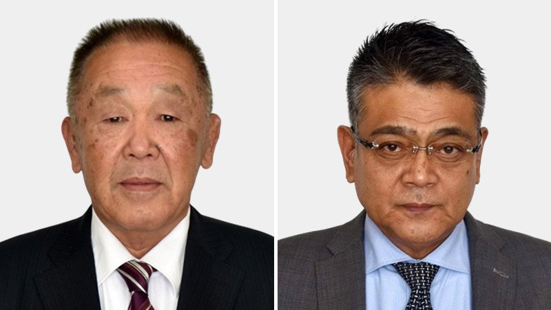 （左から）峯隆司議長、鈴木克哉副議長