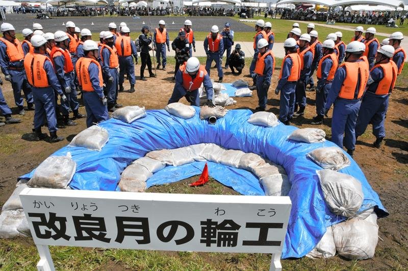 災害から命守れ　大雨時の連携確認　消防団や中学生も参加　香取で総合水防演習