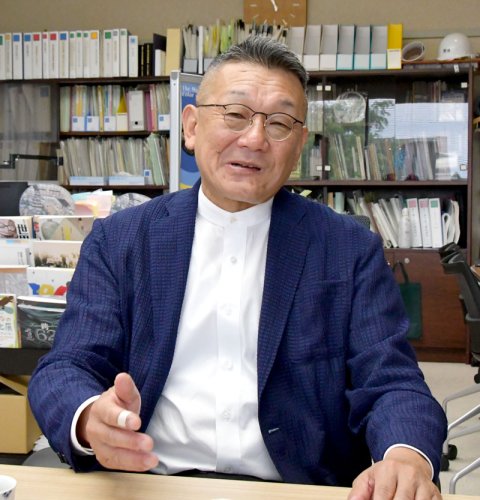 県内博物館の連携などへの意欲を語った西谷館長
