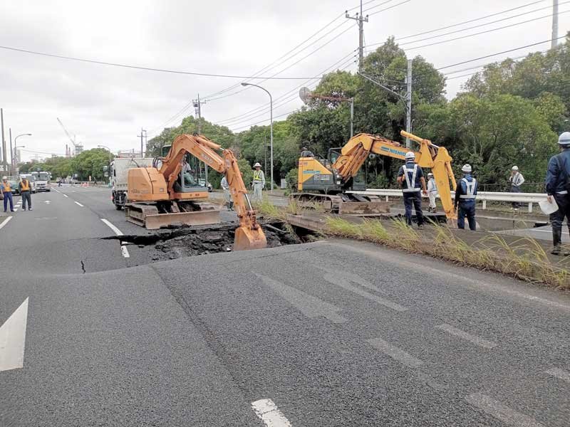国道１６号陥没　市原　迂回路が渋滞、運送や出勤に遅れ　頭抱える近隣物流倉庫