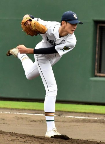 千葉黎明の１年生左腕・飯高
