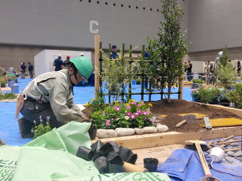 若年者ものづくり競技大会で、集中して作業する兒島さん（我孫子テクノスクール提供）