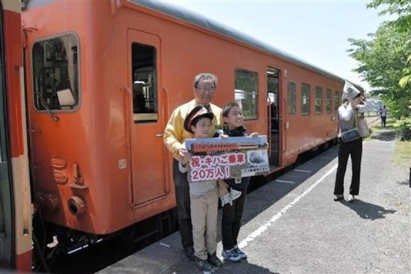 「キハ５２」お疲れさま　昭和生まれ旧国鉄車両引退へ　いすみ鉄道、記念イベント企画