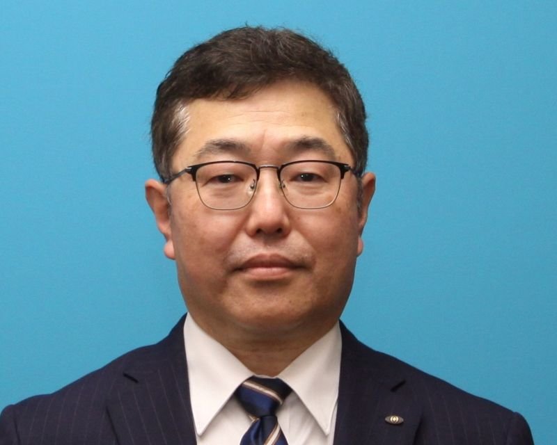 山元隆司氏