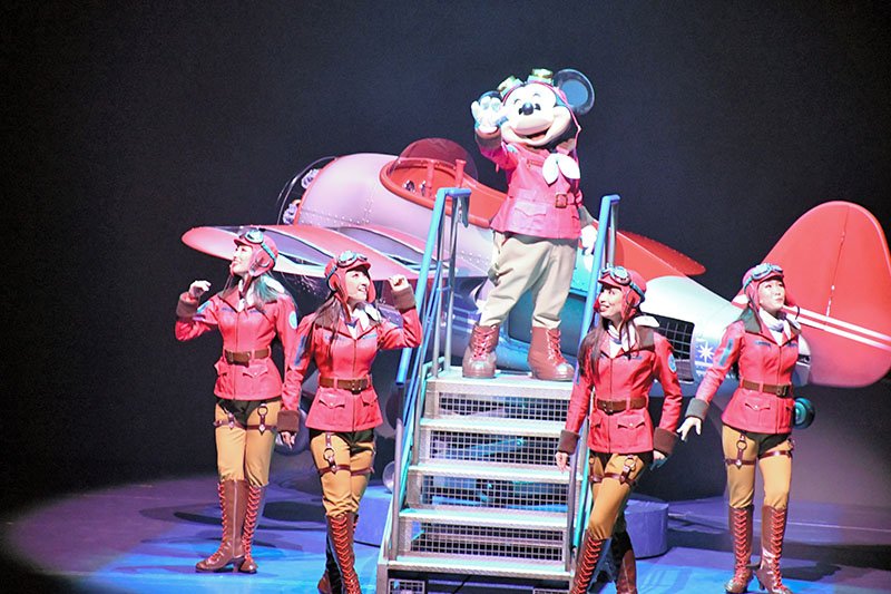 【写真多数】東京ディズニーシーから新ショー、主役はミニー　歌にダンス、飛行機で大空へ　「ドリームス・テイク・フライト」１６日スタート