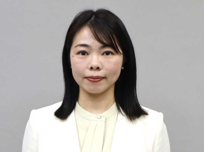 小林さやか氏