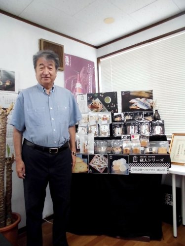 創業者の田中社長と「蔵人シリーズ」
