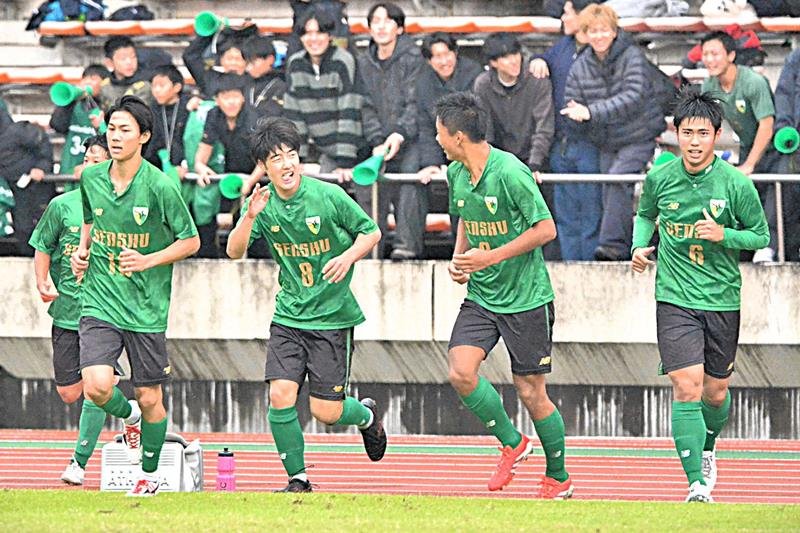 流通経大柏－専大松戸、いざ大一番　連覇か、初制覇か　高校サッカー選手権千葉県大会、１６日決勝