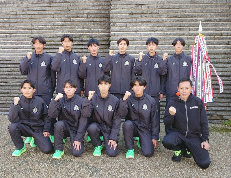 男子の市船橋の選手たち
