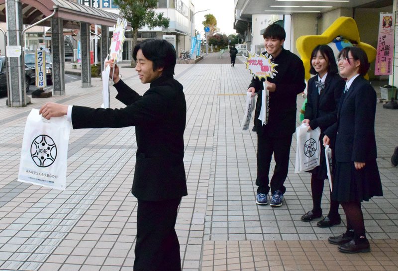 痴漢から受験生守れ　長生高生ら駅で呼びかけ　茂原署が撲滅活動