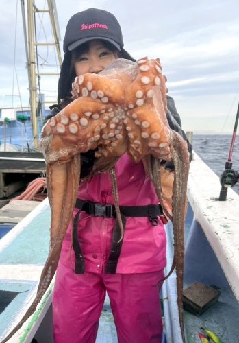 洲崎南、館山オニカサゴ好調　勝浦、平砂浦イカ狙える　【今週の釣果】
