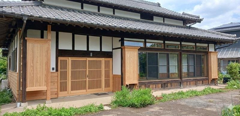 築年数１２０年の古民家を、現代建築と同等の気密性や快適な住環境レベルを目指しリフォームした
