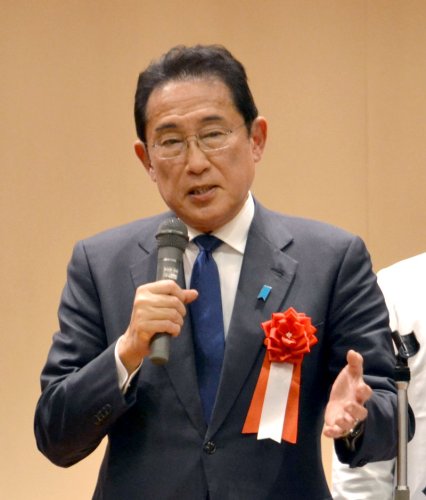 演説する自民党の岸田文雄元首相＝５日、佐倉市
