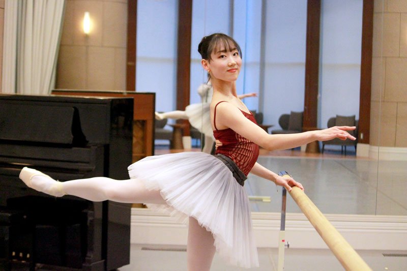 殿岡遥さん＝４月２１日、谷桃子バレエ団浜松町スタジオ