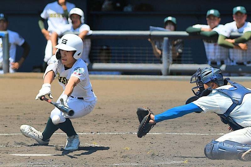 緑の力終盤一気　専大松戸大勝発進　したたかに戦うも粗さ　第７８回春季関東高校野球