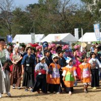 祭礼１００年ぶりに“復活”　仮装行列や競馬再現　酒々井で千葉氏まつり
