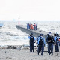 幕張の浜、３年続けて高校生死亡　千葉県、フェンス設置検討　救助ボランティア「海の危険性教育」