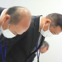 生徒と私的なやり取り　教員２人を減給処分、千葉県教委　ＬＩＮＥでわいせつ発言も