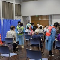 初日２３８人、会場は混乱なく　高齢者「安心した」　銚子市でも集団接種開始