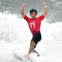終盤逆転、大原８強　サーフィン　【２０２０東京五輪】