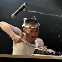 浦安の「泉銀」店主・森田釣竿さん　魚の魅力ロックで発信　「頂いた命届ける」語り部に