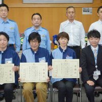 お手柄！コンビニ店主ら３人、電子マネー詐欺防ぐ　佐倉署が感謝状　