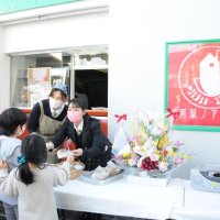 姉崎高生がカフェ開設　市原、過疎進む自治会とタッグ　菓子も考案、活況