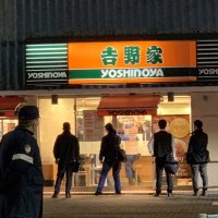 立てこもりが発生した現場＝１５日午後５時半ごろ、八千代市