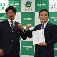 千葉ロッテ２位指名　習志野高出・池田選手　「１軍での活躍見て」　市役所訪問し意気込み