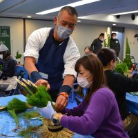 日本伝統の正月を　千葉市　ミニ門松作りに１５人　【師走スケッチ２０２１】