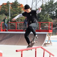 ストリートスポーツの拠点へ　千葉市・蘇我スポーツ公園にスケボー場４月オープン　プロの増田さん、華麗な技披露
