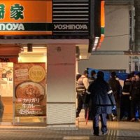 牛丼店立てこもりに有罪　千葉地裁判決「営業妨害し悪質」