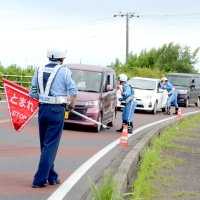 県道飯岡一宮線で合同飲酒検問　４署と交通機動隊